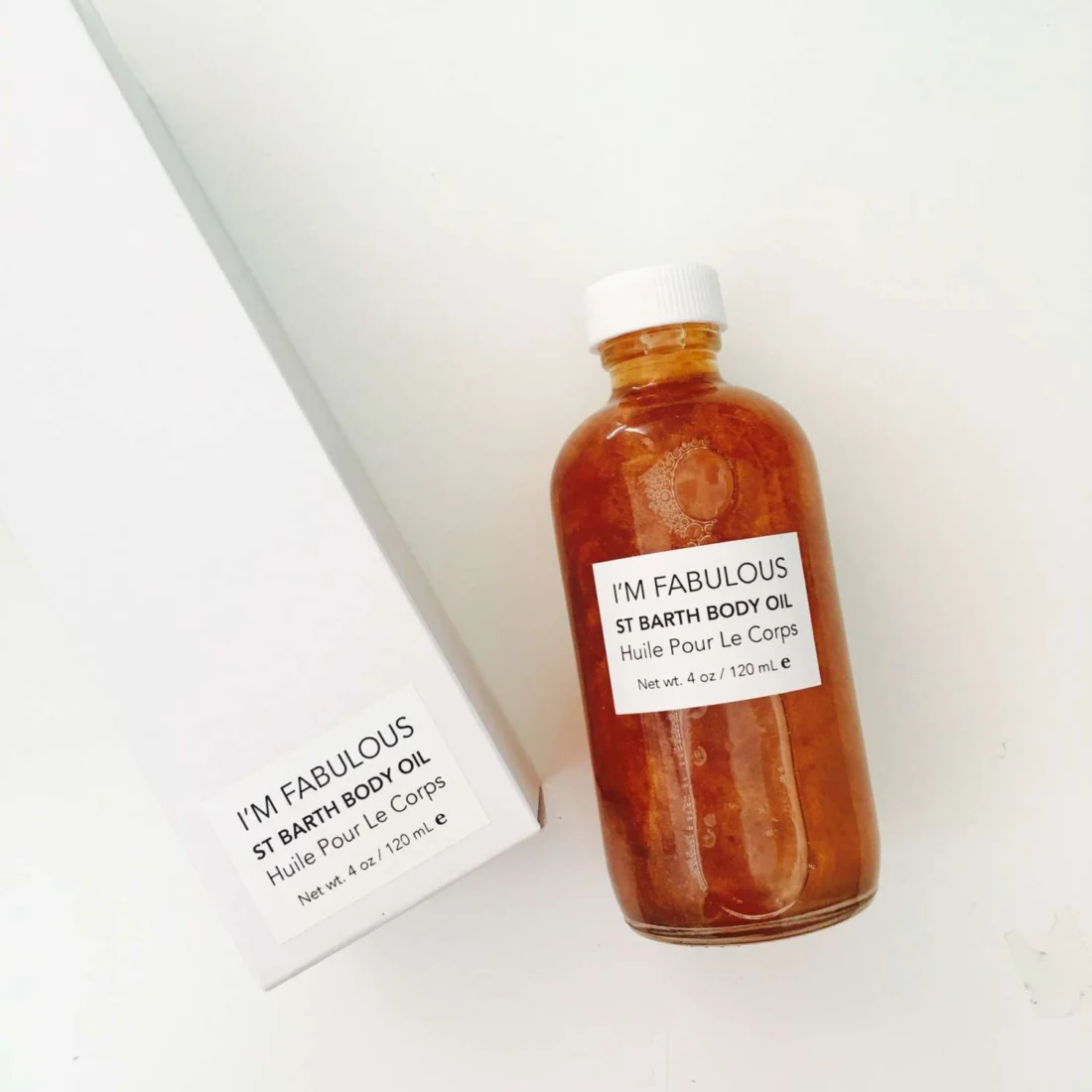 Cảnh thiên nhiên tươi đẹp với ánh sáng tự nhiên.