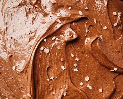 Cảnh đẹp thiên nhiên với ánh sáng mặt trời rực rỡ.